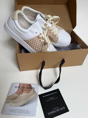 White & Beige Women's Lace-Up Casual Sneakers
